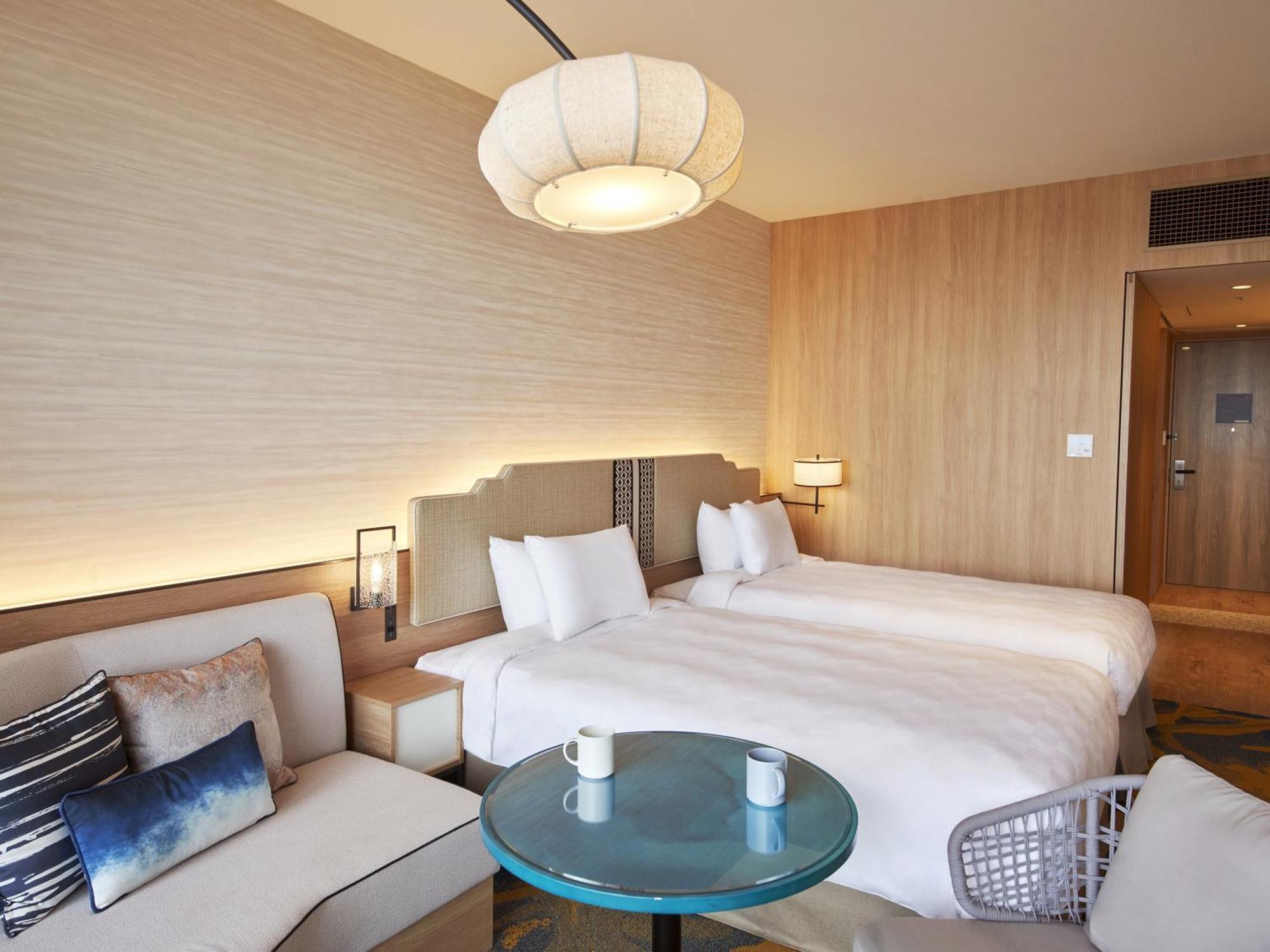 โรงแรมโอกินาว่า พรินซ์ โอเชี่ยนวิว 5* กิโนวัน